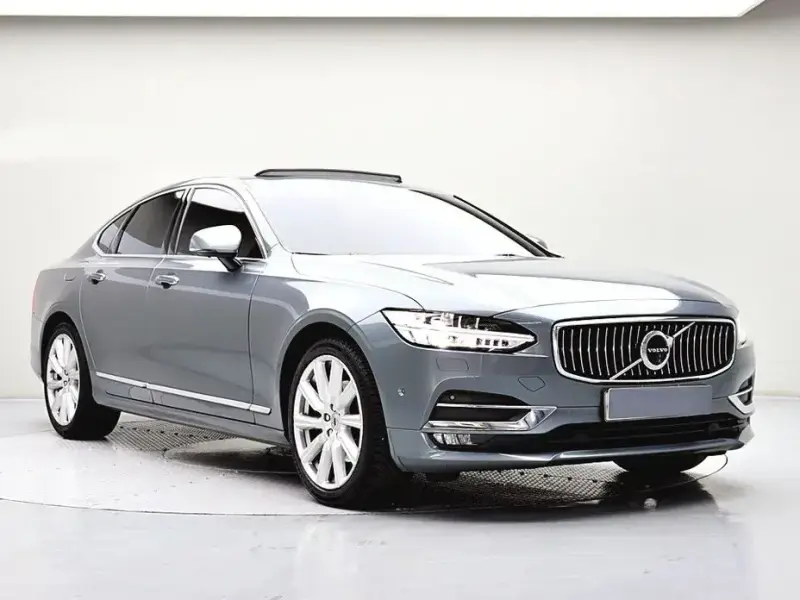 2018 Volvo S90 с пробегом 89 601 км