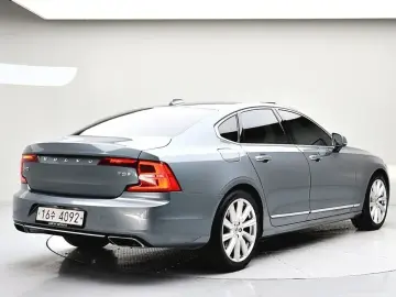 2018 Volvo S90 с пробегом 89 601 км