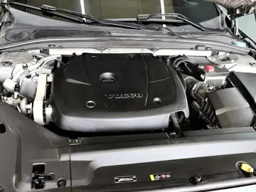 2018 Volvo S90 с пробегом 89 601 км