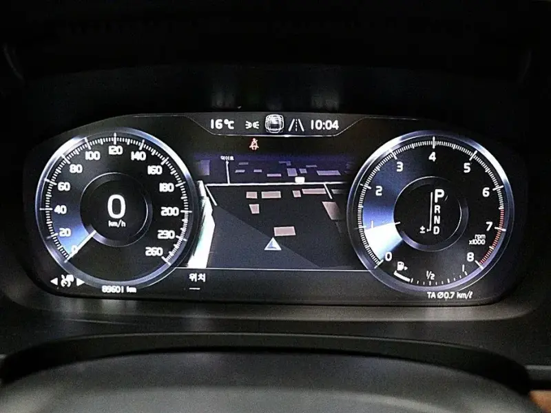 2018 Volvo S90 с пробегом 89 601 км