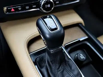 2018 Volvo S90 с пробегом 89 601 км