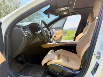 2024 Volvo S90 с пробегом 28 070 км