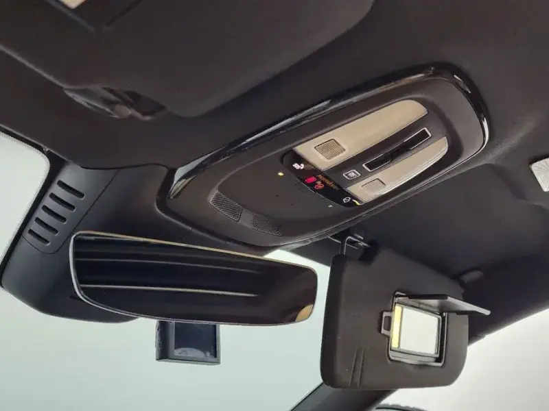 2023 Volvo S90 с пробегом 95 032 км