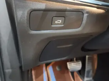 2023 Volvo S90 с пробегом 95 032 км