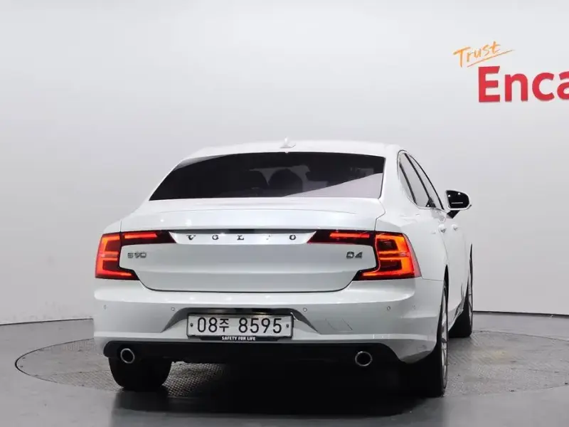 2018 Volvo S90 с пробегом 38 762 км