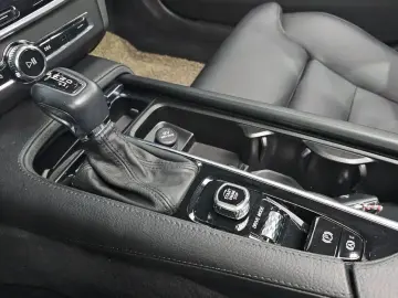 2018 Volvo S90 с пробегом 38 762 км