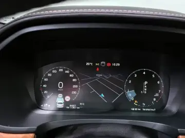 2019 Volvo S90 с пробегом 84 657 км