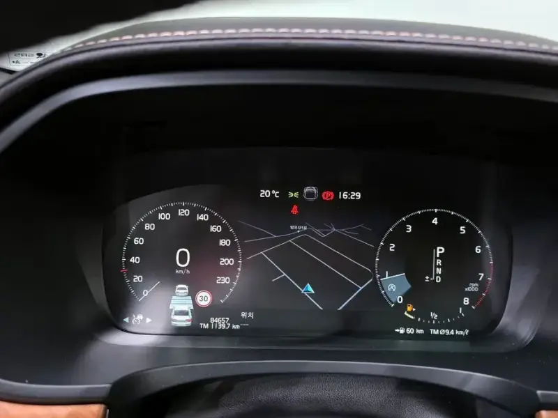 2019 Volvo S90 с пробегом 84 657 км