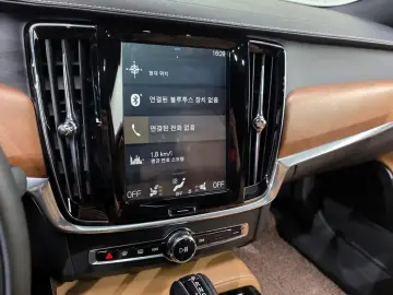 2019 Volvo S90 с пробегом 84 657 км
