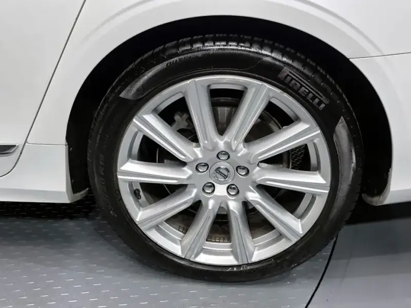 2019 Volvo S90 с пробегом 84 657 км