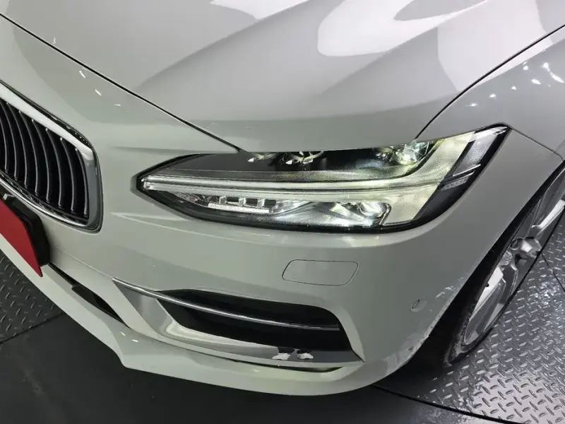 2019 Volvo S90 с пробегом 84 657 км