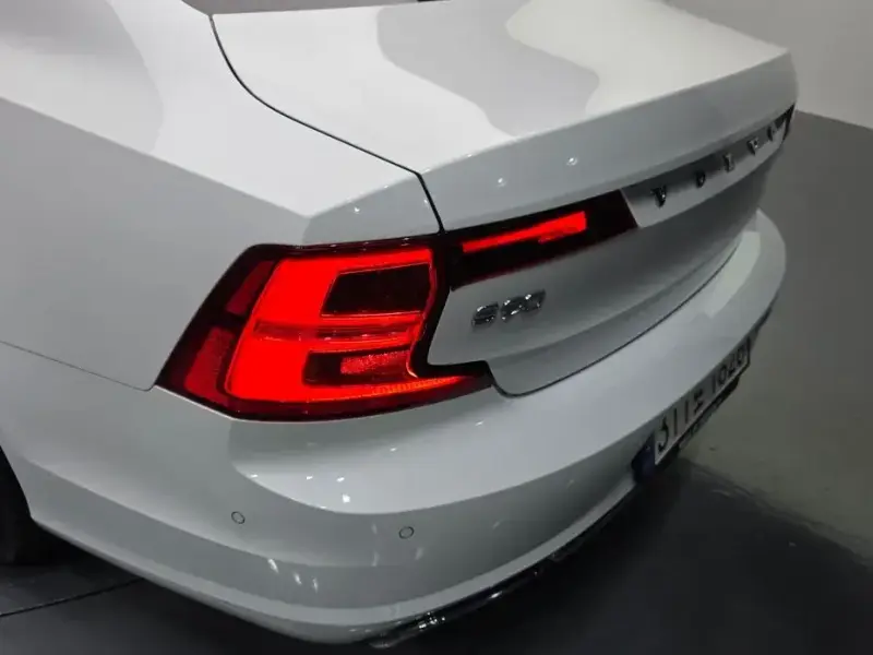 2019 Volvo S90 с пробегом 84 657 км