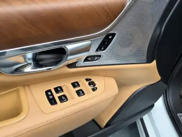 2019 Volvo S90 с пробегом 84 657 км