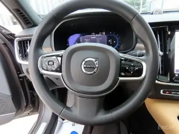 2023 Volvo S90 с пробегом 86 241 км