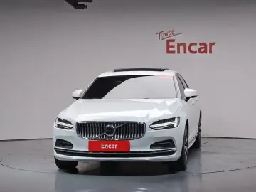2024 Volvo S90 с пробегом 15 376 км
