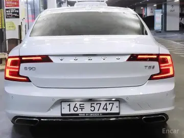 2018 Volvo S90 с пробегом 78 444 км