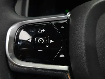 2024 Volvo S90 с пробегом 15 376 км