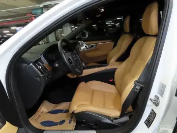 2018 Volvo S90 с пробегом 78 444 км