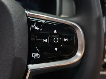 2024 Volvo S90 с пробегом 15 376 км