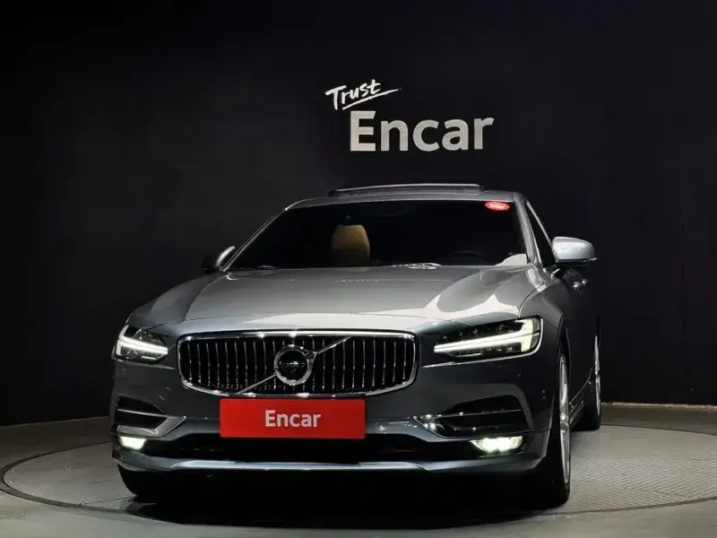 2018 Volvo S90 с пробегом 64 858 км