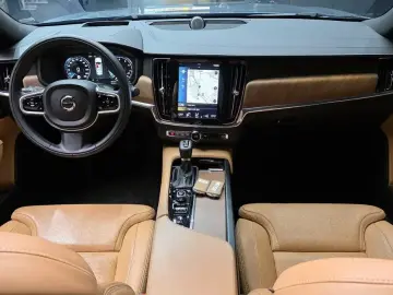 2018 Volvo S90 с пробегом 64 858 км
