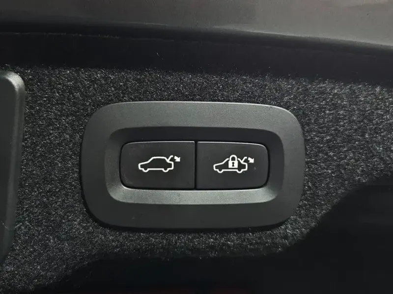2018 Volvo S90 с пробегом 64 858 км