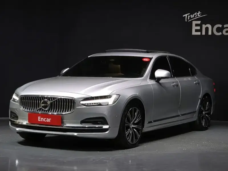 2022 Volvo S90 с пробегом 45 691 км