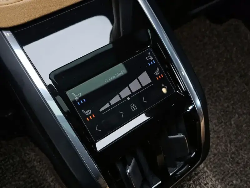 2023 Volvo S90 с пробегом 35 033 км