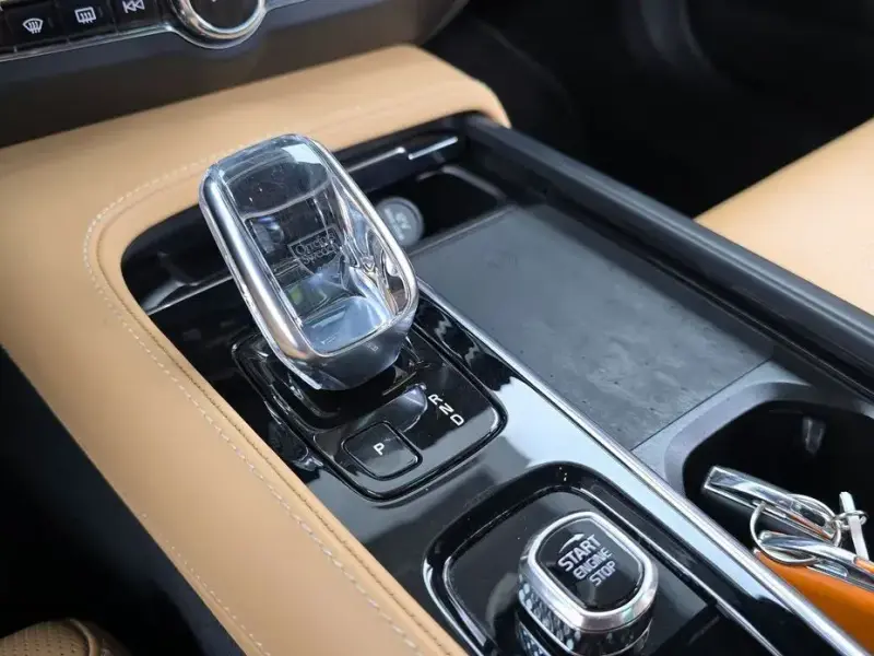 2022 Volvo S90 с пробегом 45 691 км