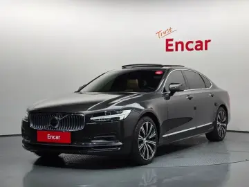 2022 Volvo S90 с пробегом 34 042 км