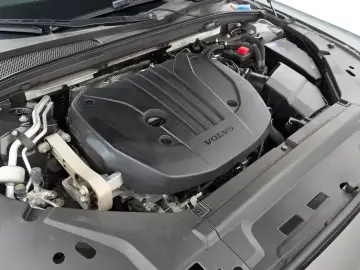 2022 Volvo S90 с пробегом 34 042 км
