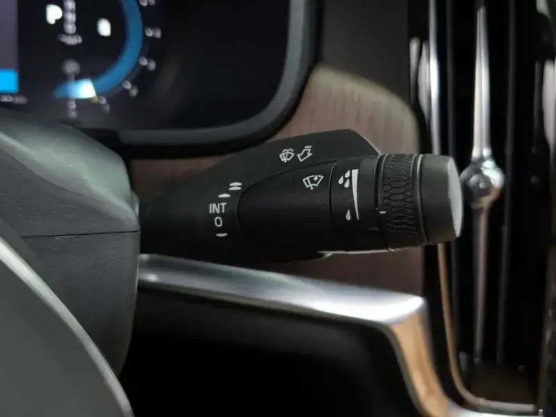 2022 Volvo S90 с пробегом 34 042 км