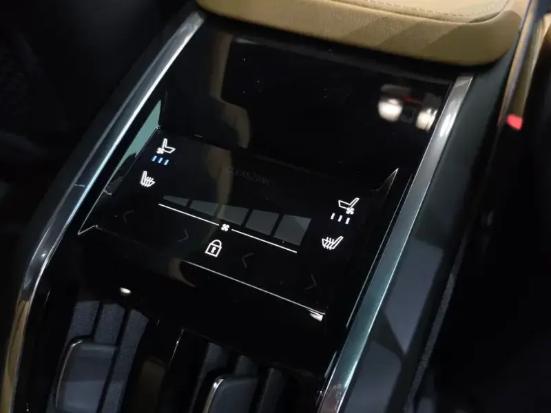 2022 Volvo S90 с пробегом 34 042 км