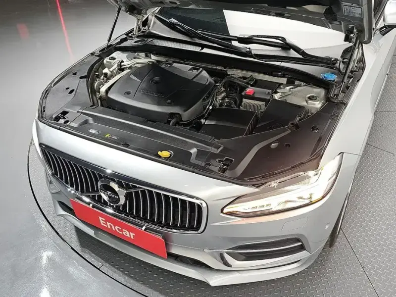 2019 Volvo S90 с пробегом 118 100 км