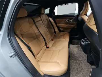 2019 Volvo S90 с пробегом 118 100 км