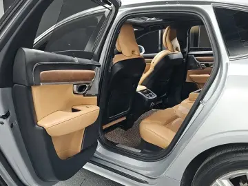 2019 Volvo S90 с пробегом 118 100 км