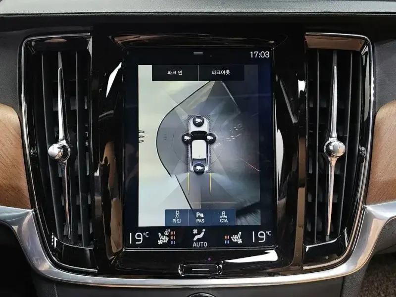 2019 Volvo S90 с пробегом 118 100 км