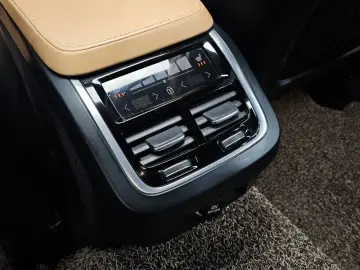 2019 Volvo S90 с пробегом 118 100 км