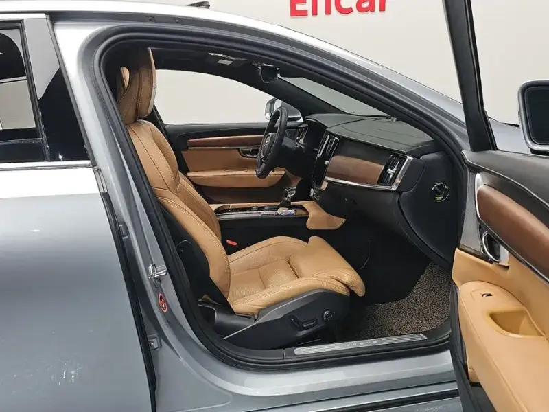 2019 Volvo S90 с пробегом 118 100 км