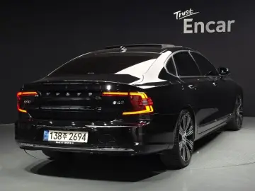 2021 Volvo S90 с пробегом 55 657 км