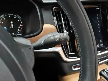 2019 Volvo S90 с пробегом 118 100 км