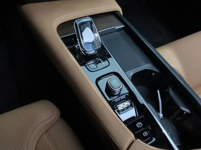2021 Volvo S90 с пробегом 55 657 км