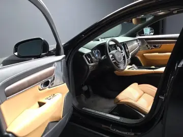 2021 Volvo S90 с пробегом 55 657 км
