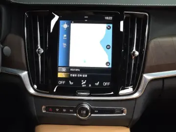 2021 Volvo S90 с пробегом 55 657 км