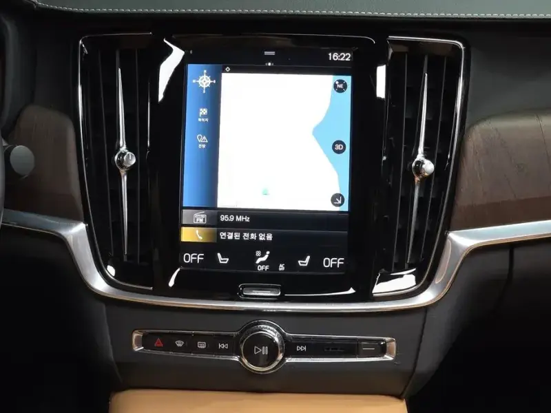 2021 Volvo S90 с пробегом 55 657 км