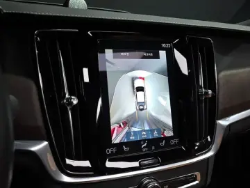 2021 Volvo S90 с пробегом 55 657 км