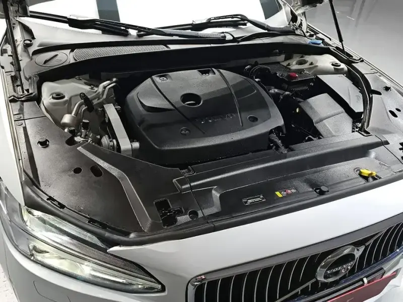 2019 Volvo S90 с пробегом 71 160 км
