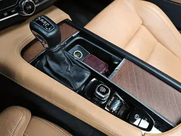 2019 Volvo S90 с пробегом 71 160 км