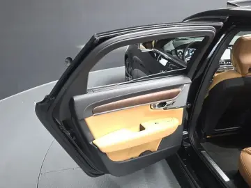2021 Volvo S90 с пробегом 55 657 км