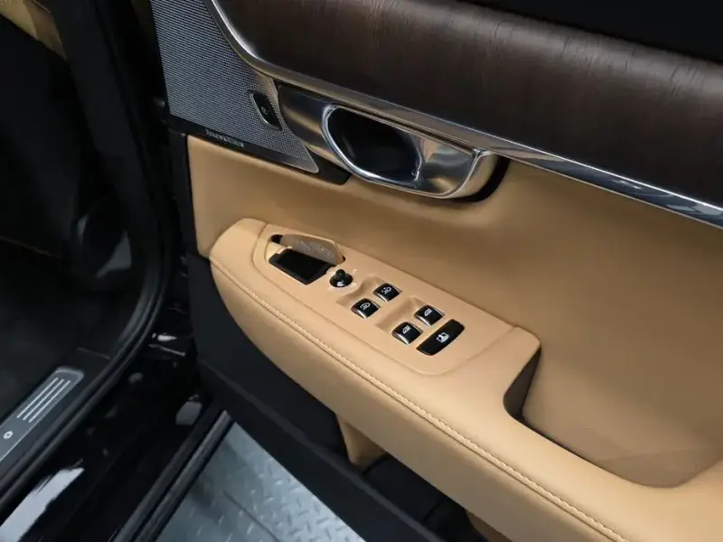 2021 Volvo S90 с пробегом 55 657 км